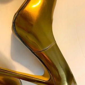 Like new bronze Aldo Stilettos worn only twice